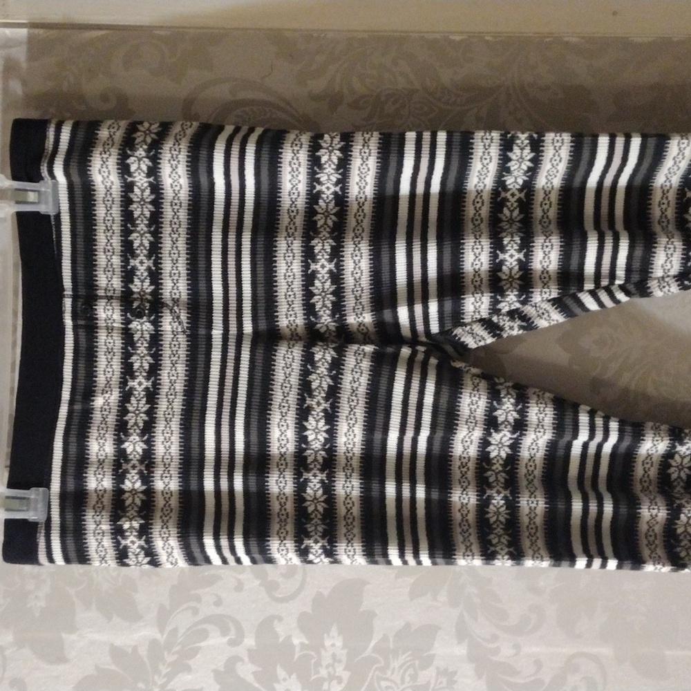 Old navy boy's pajama bottoms L